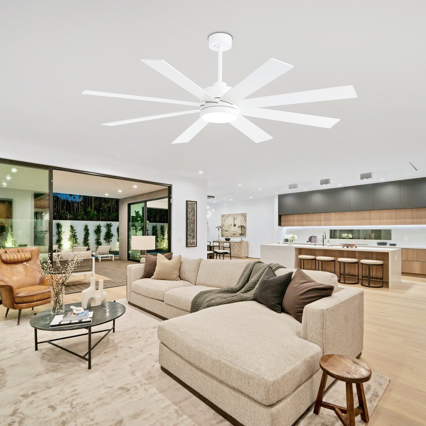 Ventilateur de plafond LED noir à 8 pales de 65 pouces avec éclairage et télécommande