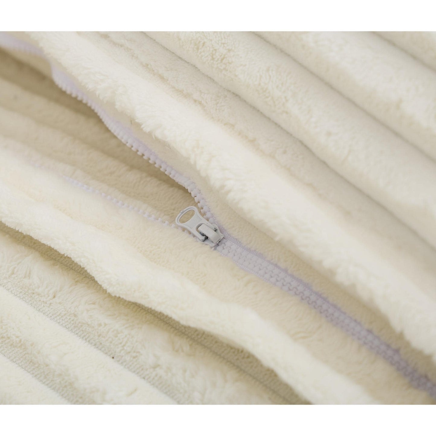 Canapé-lit Harmonia 109 W surdimensionné en velours côtelé, siège profond, double méridienne avec 4 oreillers