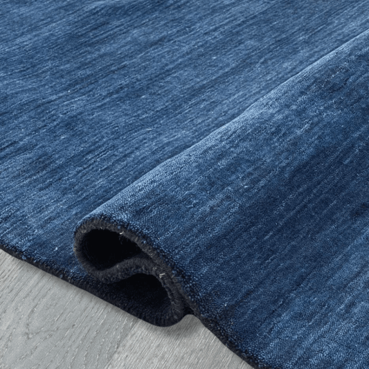 Tapis bleu roi | Laine de luxe tissée à la main
