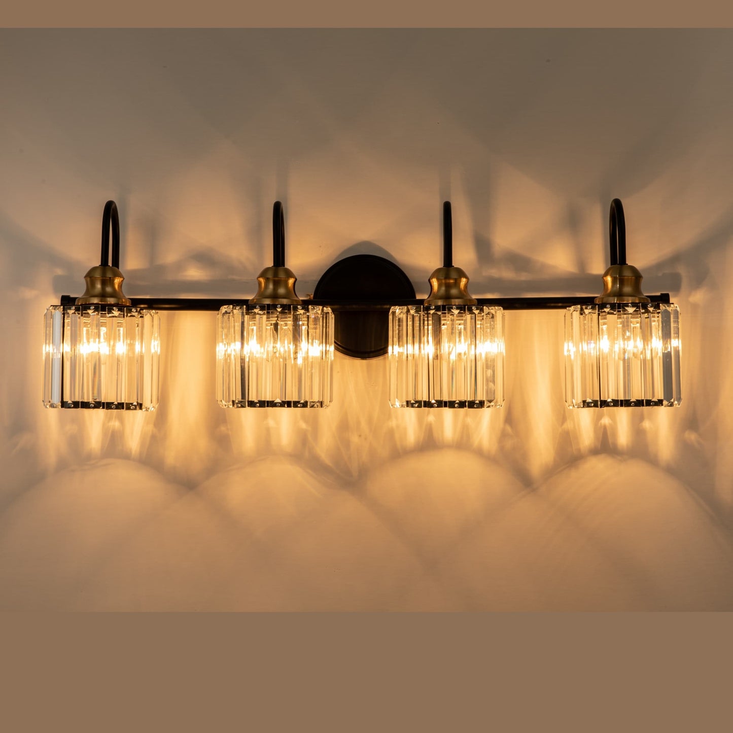 Applique murale de salle de bain moderne à 3/4 lumières, en cristal, à intensité variable, style glamour, linéaire, au-dessus du miroir