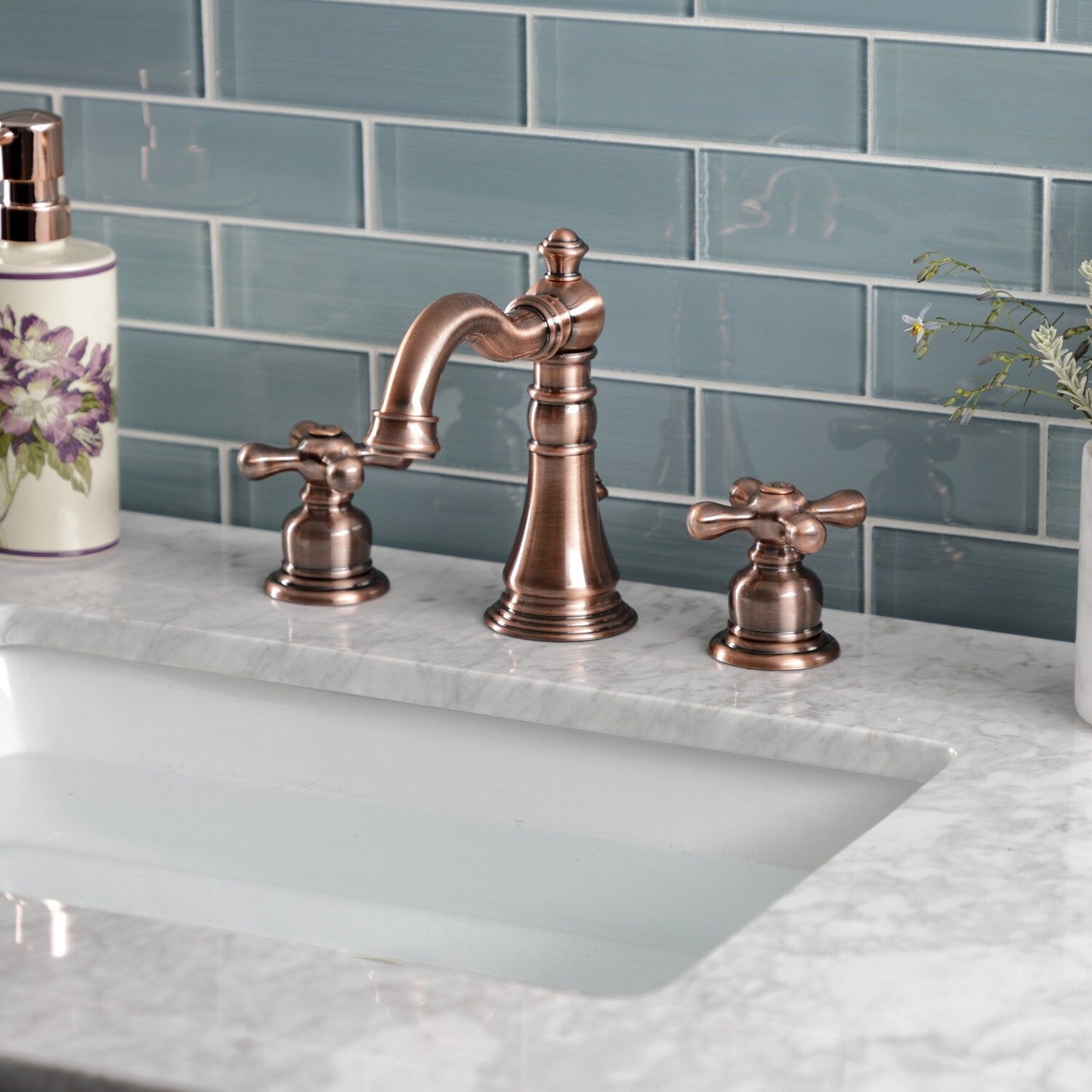 Robinet de salle de bain American Classic de 8 po à large entraxe