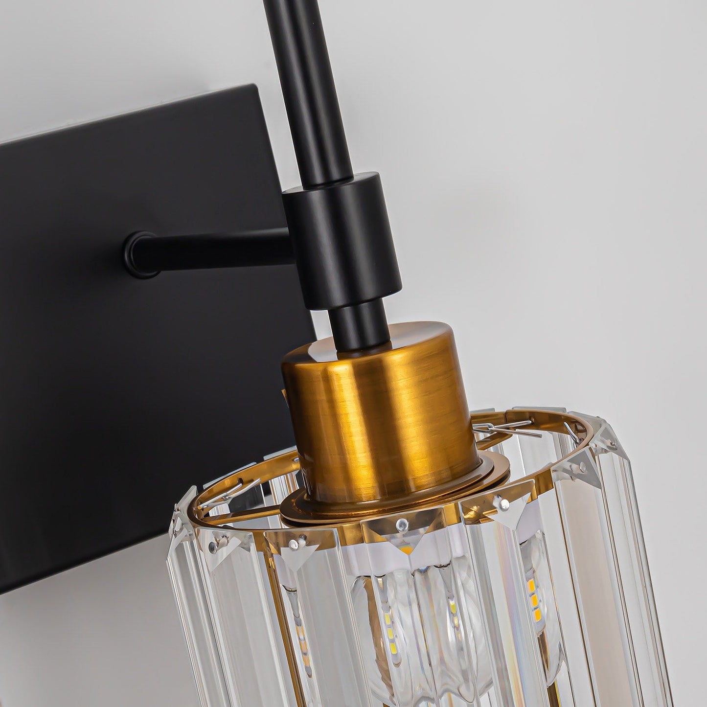 Appliques murales modernes à intensité variable pour salle de bain avec abat-jour en cristal