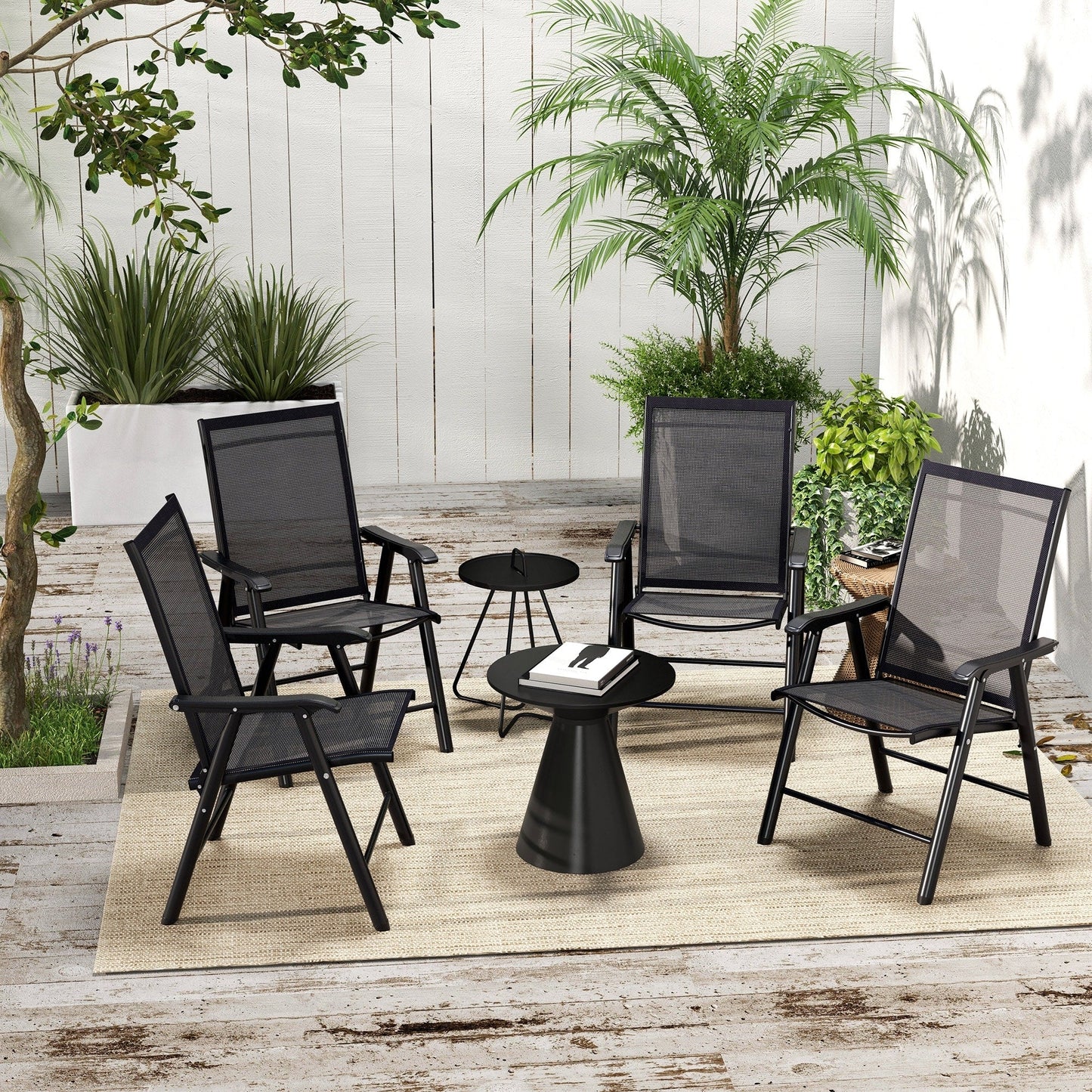 Ensemble de 4 chaises de patio pliantes Outsunny au design simple et chic, confortables pour la terrasse, le jardin, la cour et les voyages